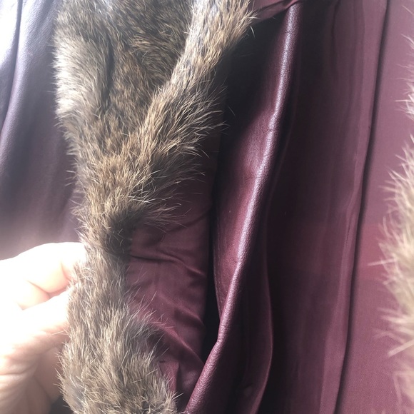Winter sale ❣️❣️❣️Vintage leather jacket w authentic fur - Picture 7 of 8